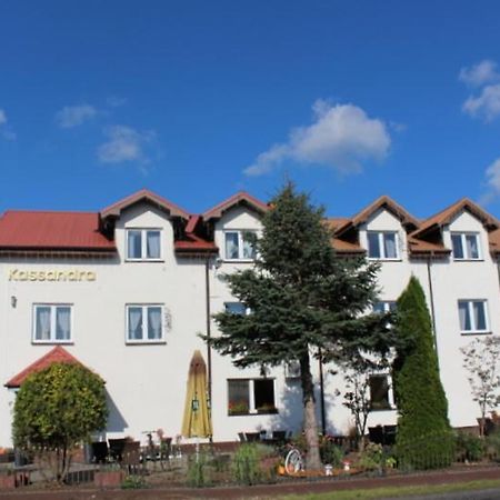 Restauracja Hotel Kassandra Września المظهر الخارجي الصورة