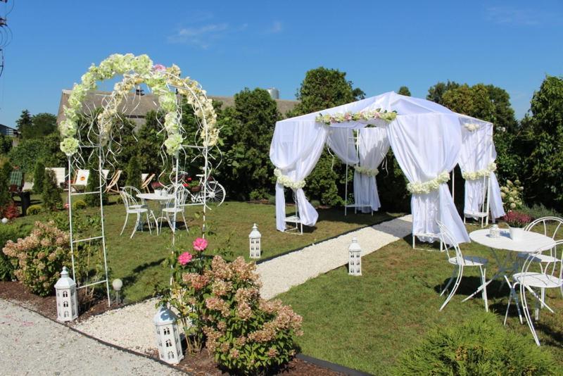 Restauracja Hotel Kassandra Września المظهر الخارجي الصورة