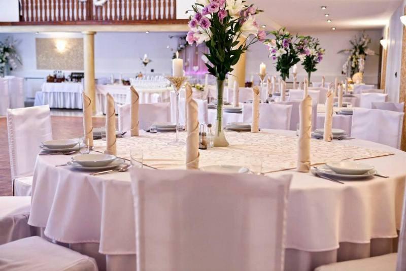 Restauracja Hotel Kassandra Września المظهر الخارجي الصورة