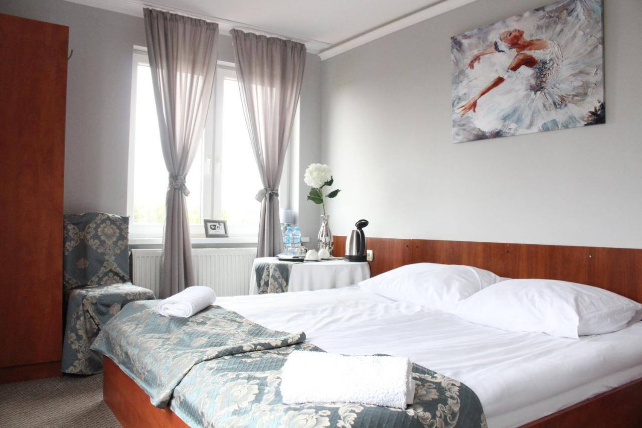 Restauracja Hotel Kassandra Września المظهر الخارجي الصورة
