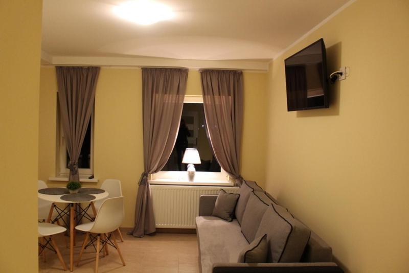 Restauracja Hotel Kassandra Września المظهر الخارجي الصورة